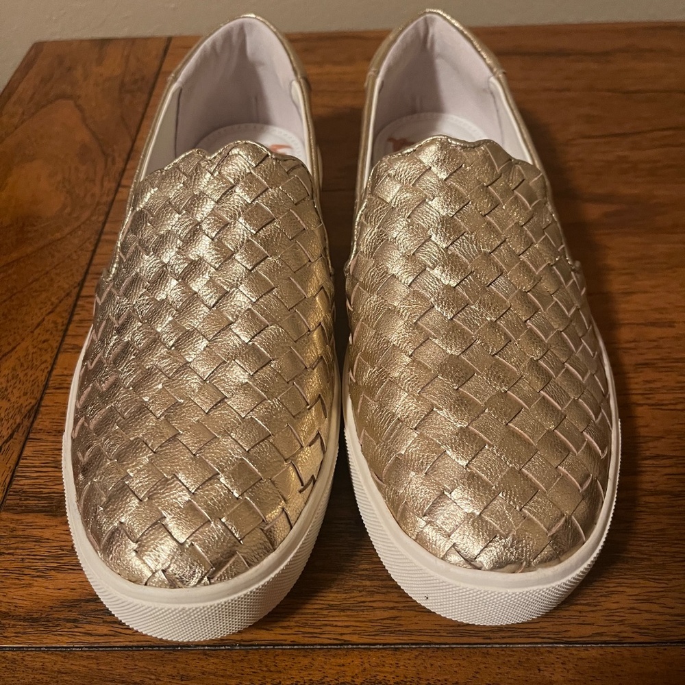 Sam Edelman Eda Sneaker- Size 8